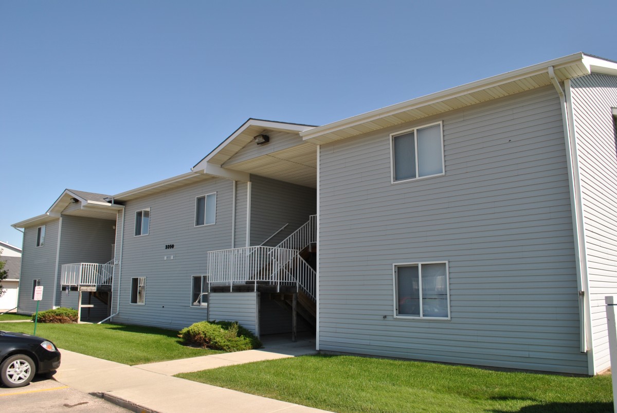 Vista Point Townhouse Apartments NWE Management Co.