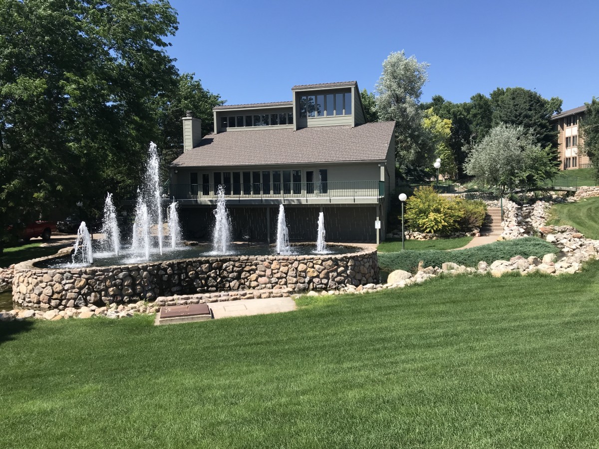 Fairway Hills Condo